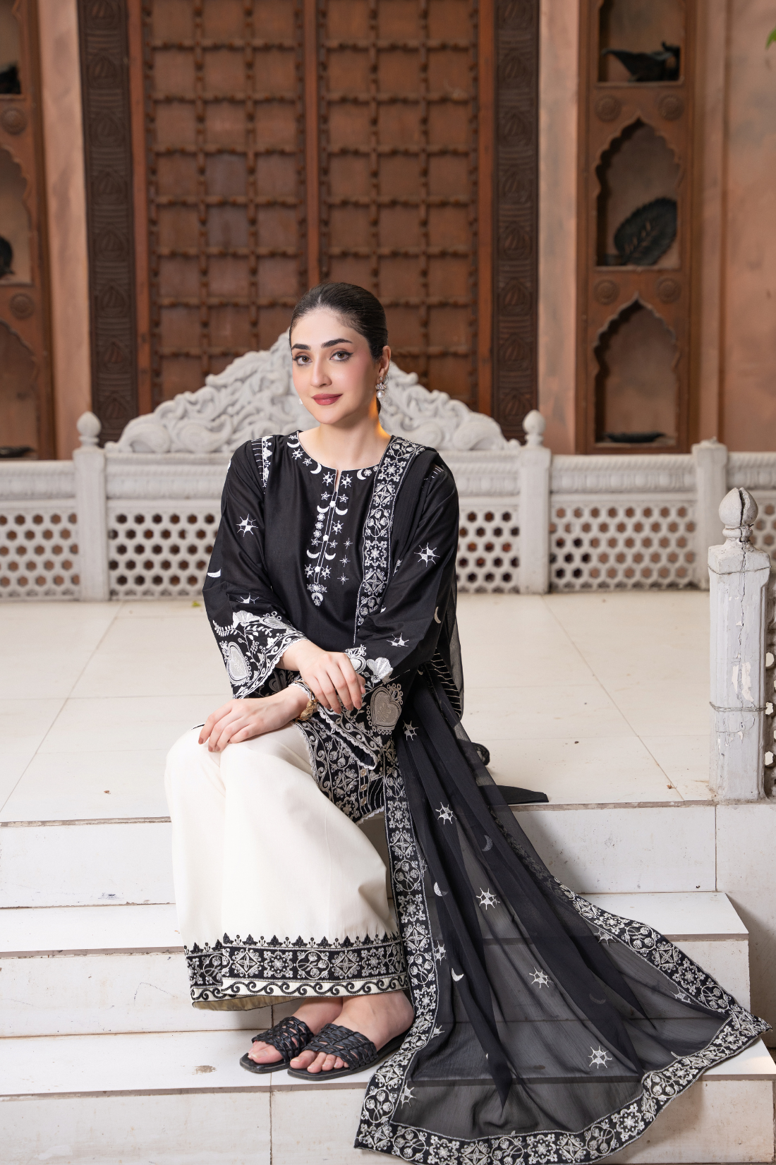 Noor Alaya - 3pc Suit Ready to wear
